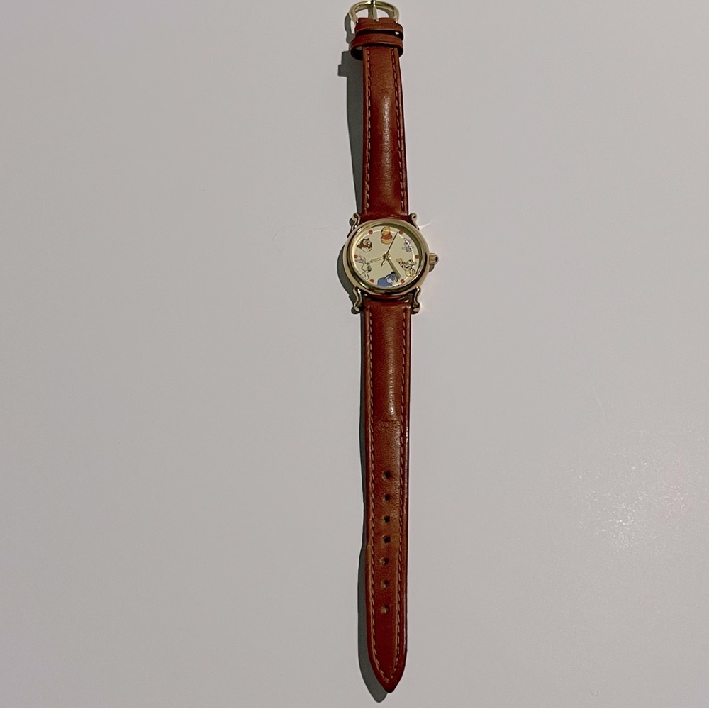 Vintage Winnie the Pooh & Friends Disney Parks Watch with Brown Leather Strap - Picture 2 of 13